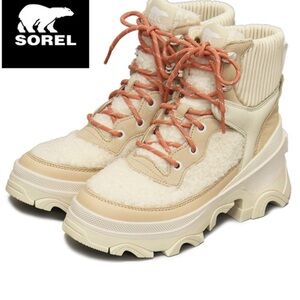 Sorel Women's Beige and Cream Winter Boots